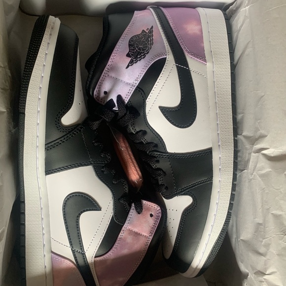 Jordan 1 se